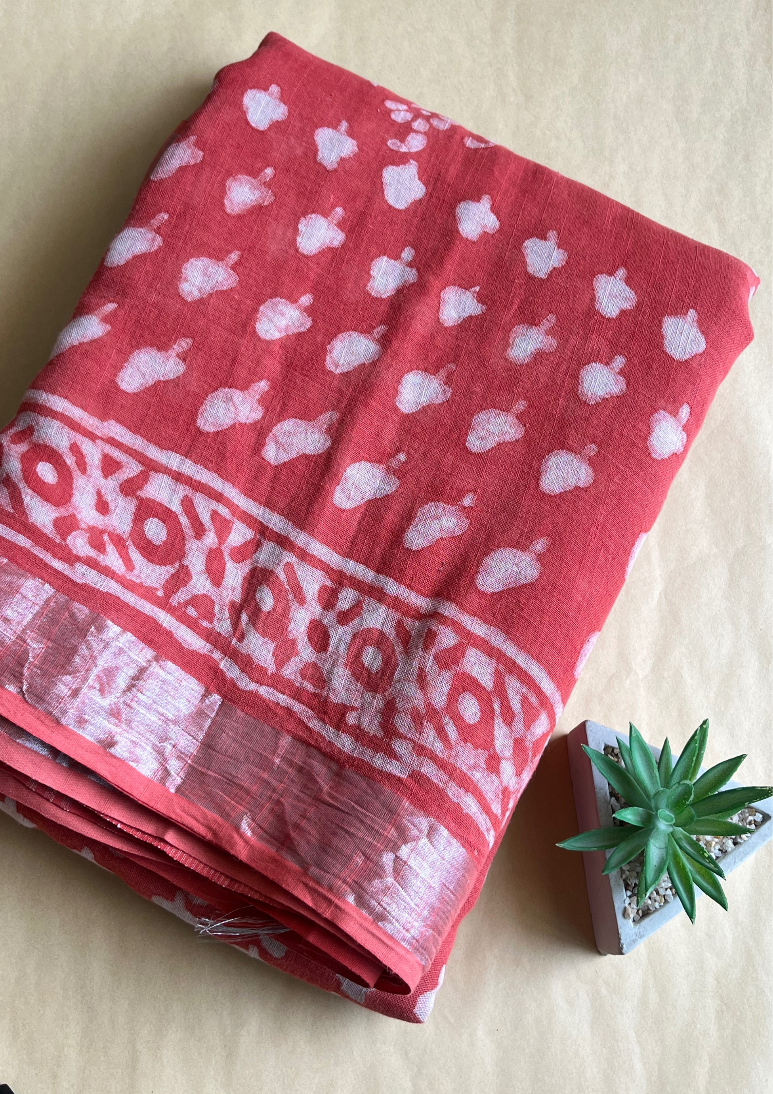 7BB6057E-1648-417B-9B42-4E9E2989C85C